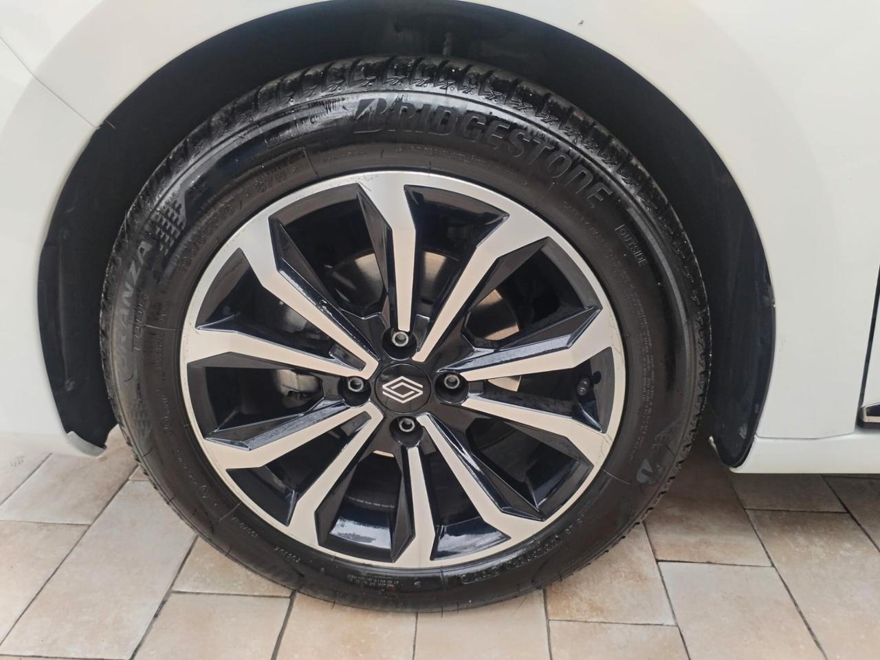 Renault Clio TCe 90 CV 5 porte Techno