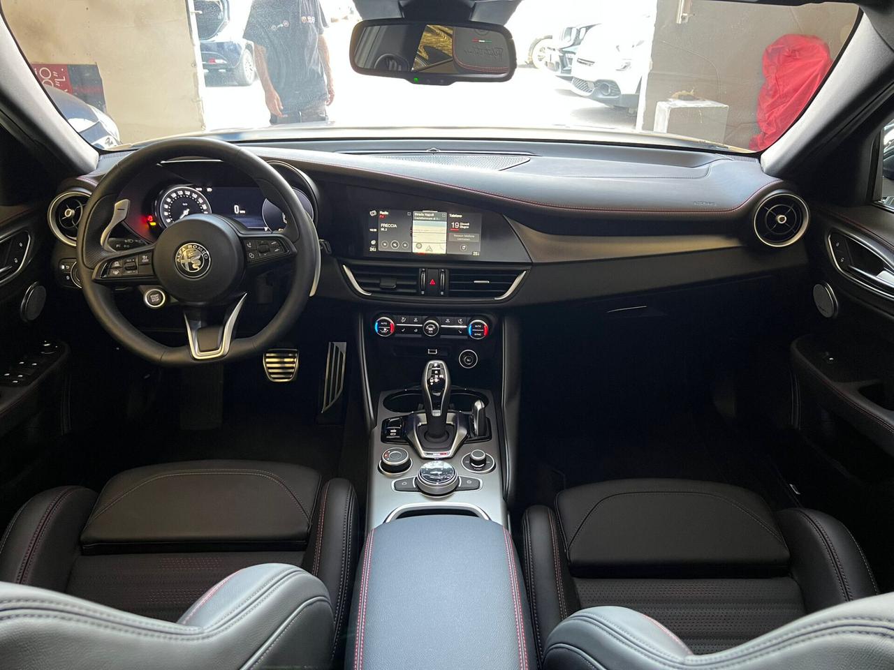 Alfa Romeo Giulia 2.2 Turbodiesel 210 CV AT8 AWD Q4 Tributo Italiano