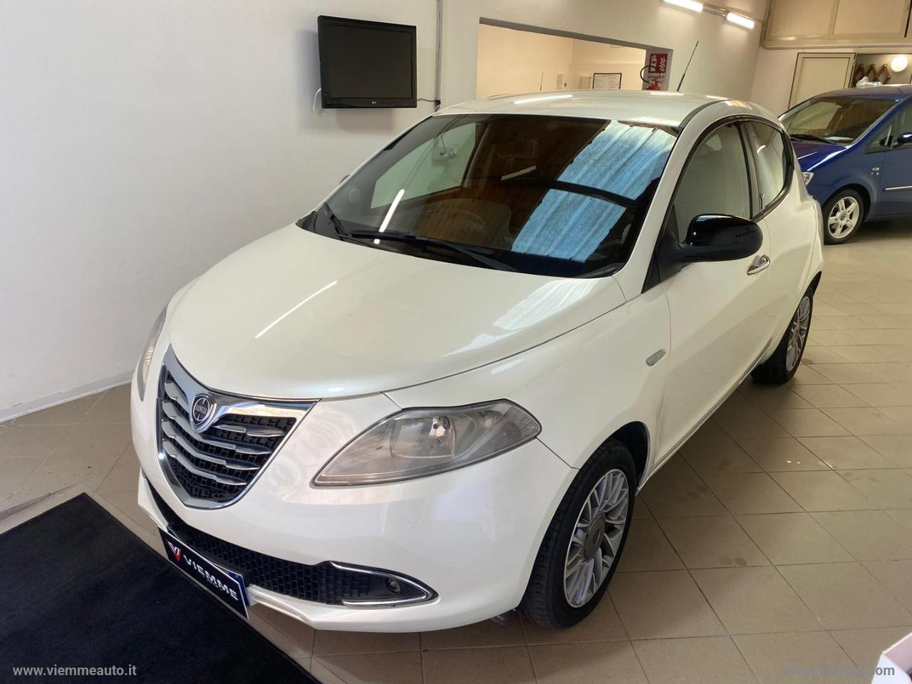 LANCIA Ypsilon 1.2 69 CV 5p. S&S Silver