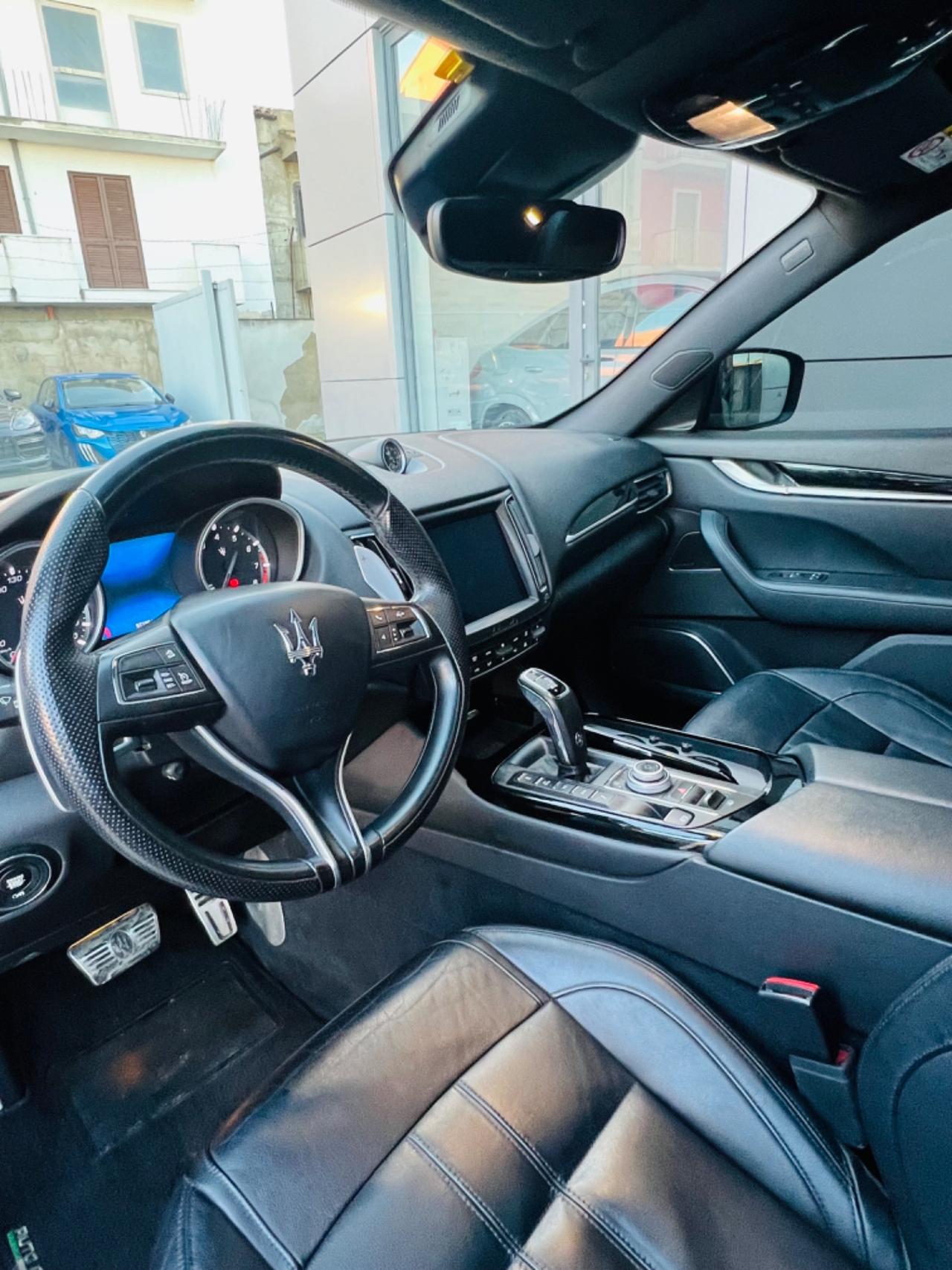 Maserati Levante V6 AWD Gransport - anno 2020 - km 95.000