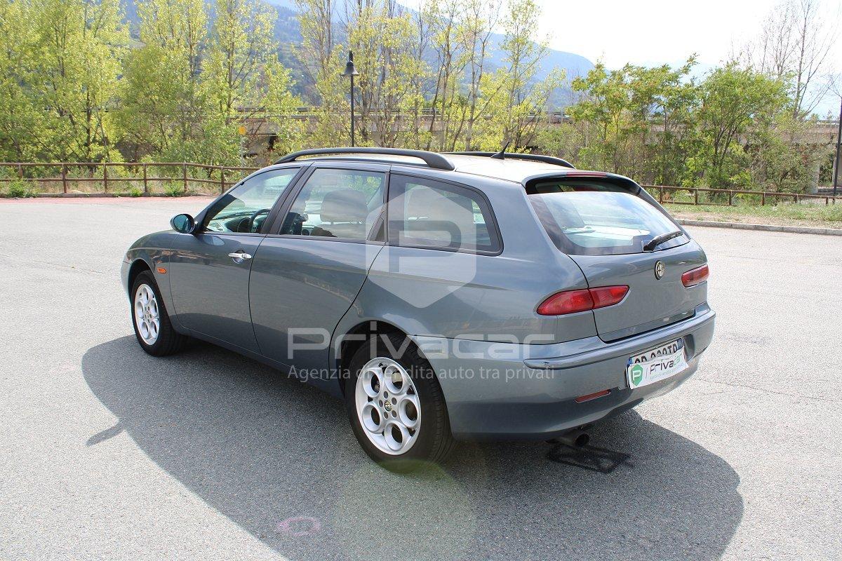 ALFA ROMEO 156 1.9 JTD cat Sportwagon Distinctive