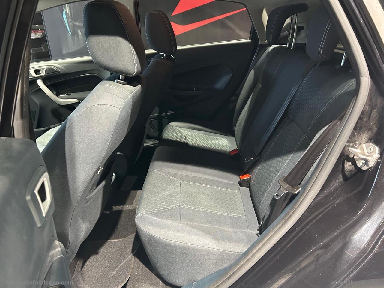 FORD Fiesta 1.4 GPL 5p. Titanium