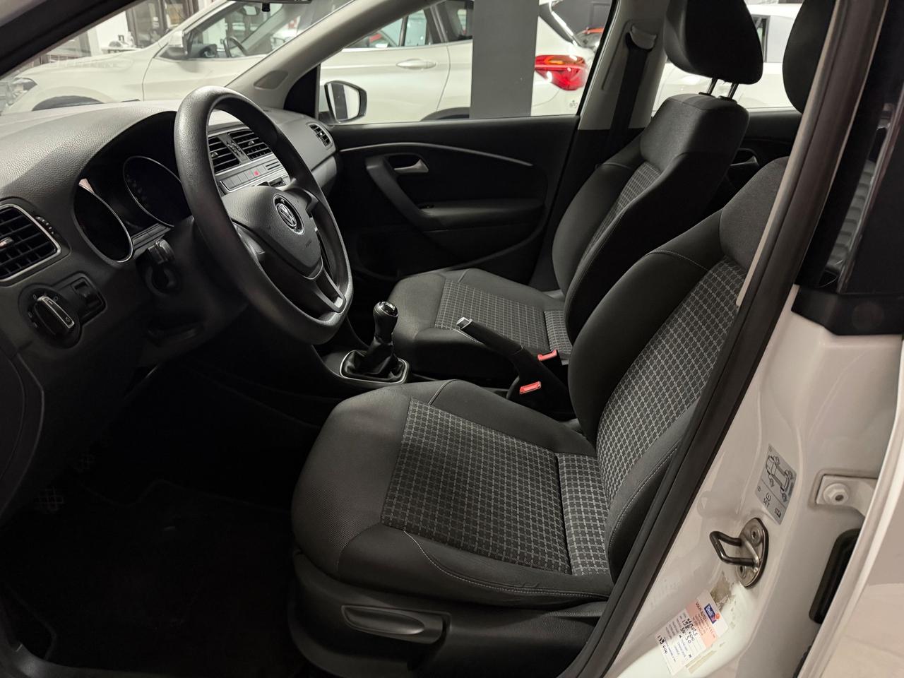 Volkswagen Polo 1.0 MPI (75) 5p. Comfortline 2015
