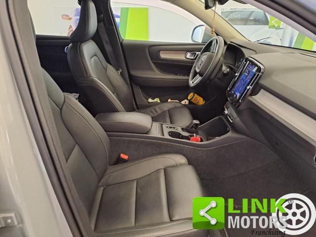 VOLVO XC40 B3 automatico Core