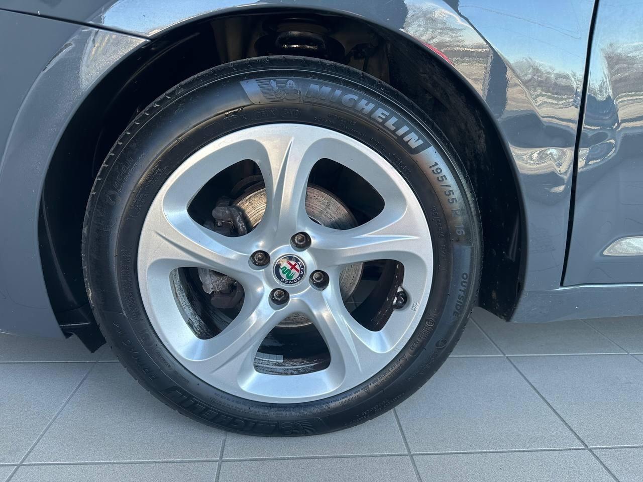 Alfa Romeo MiTo - 1.4 | 78 CV