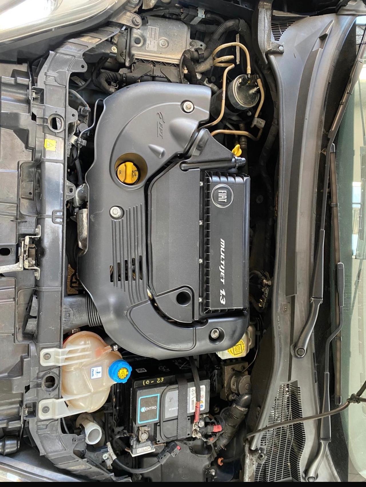 Fiat Punto Evo 1.3 Mjt 95 CV cambio automatico