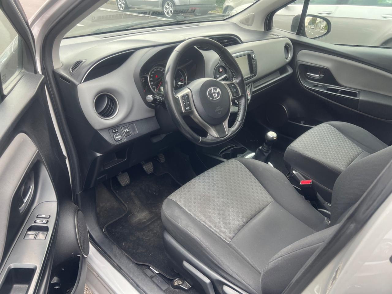 Toyota Yaris 1.0 5 porte Lounge