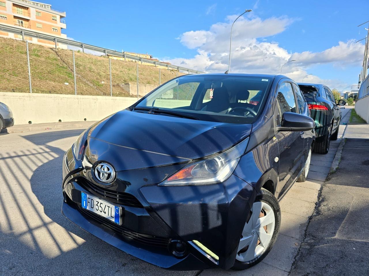 Toyota Aygo 1.0 VVT-i 69 CV 5 porte