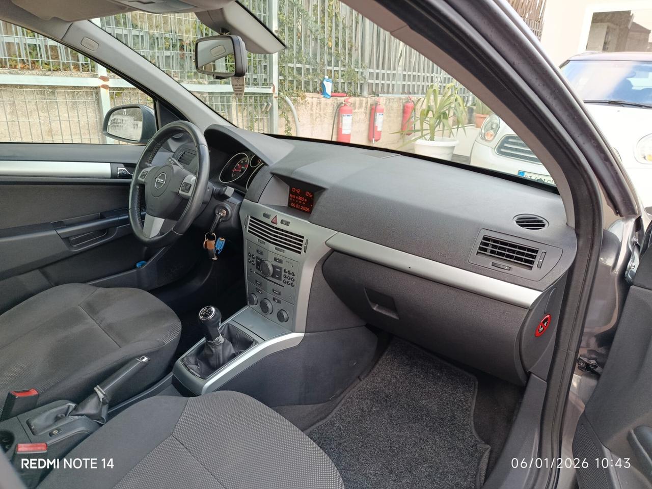 Opel Astra 1.4 16V GPL-TECH 5 porte Enjoy