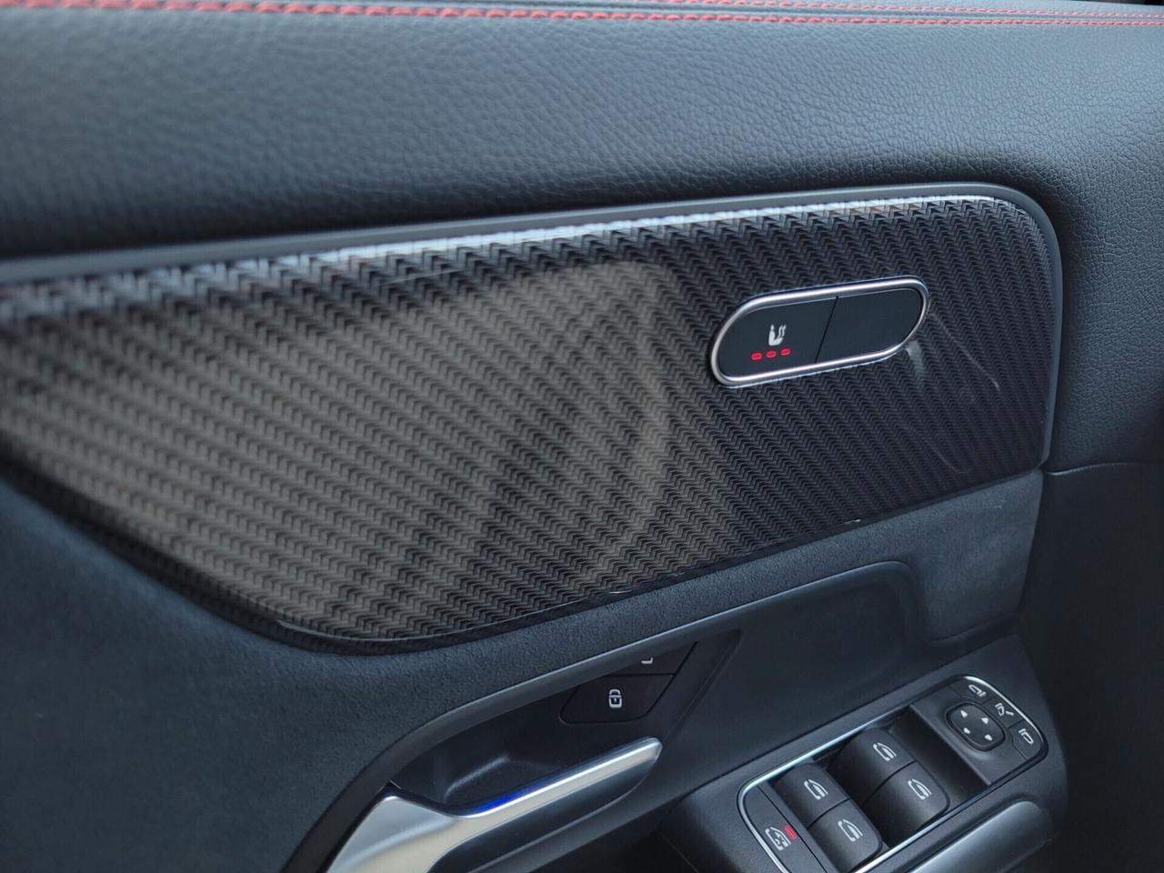 Mercedes-benz GLA 200 d AMG Line 8G-DCT LUCI AMBIENTE KEYLESS LED NAVI