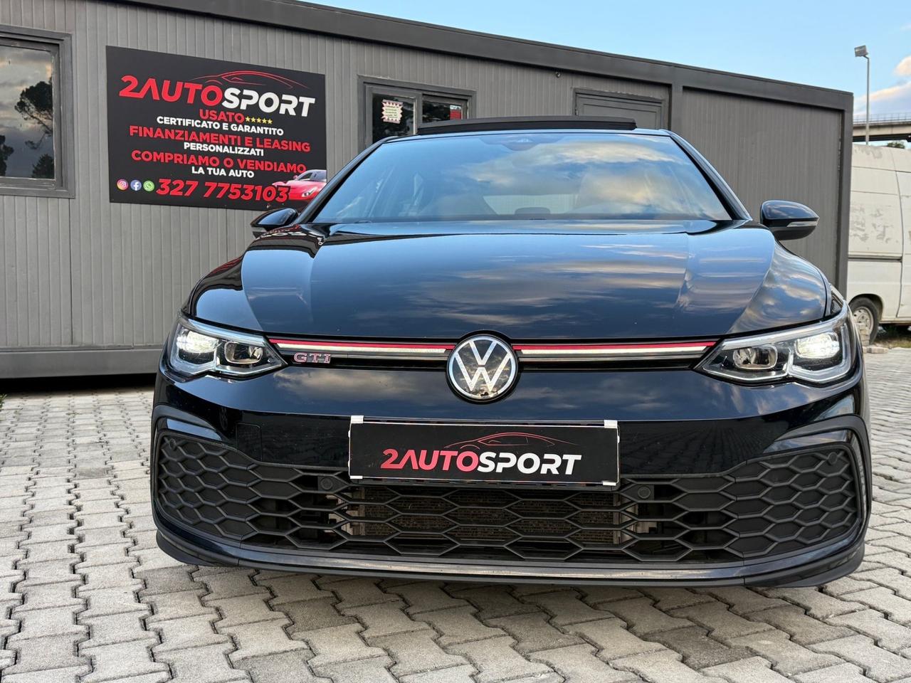 VOLKSWAGEN GOLF 8 GTI 245 CV TETTO APRIBILE 2021