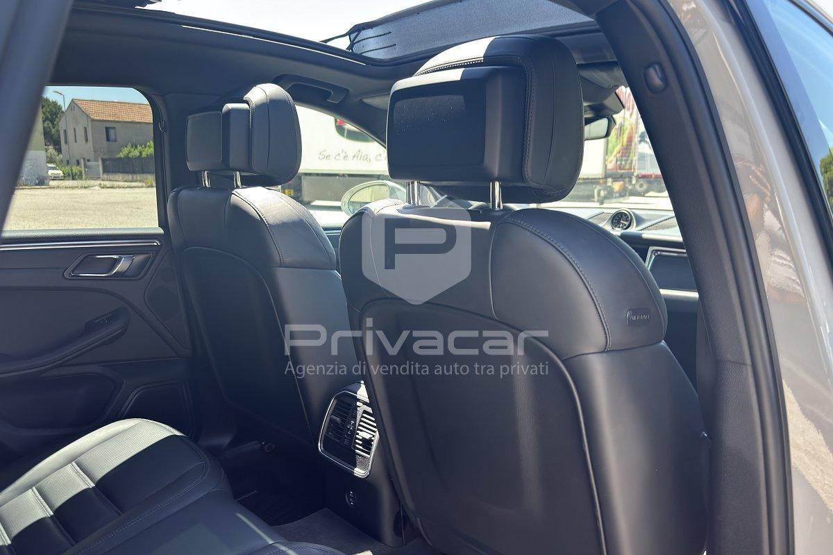 PORSCHE Macan 2.0