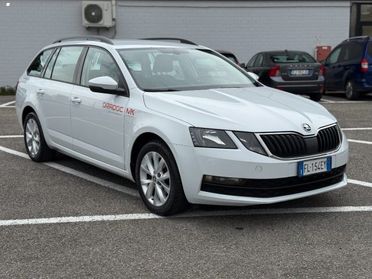 SKODA Octavia 1.6 TDI CR 115 CV Wagon Executive AUTOCARRO
