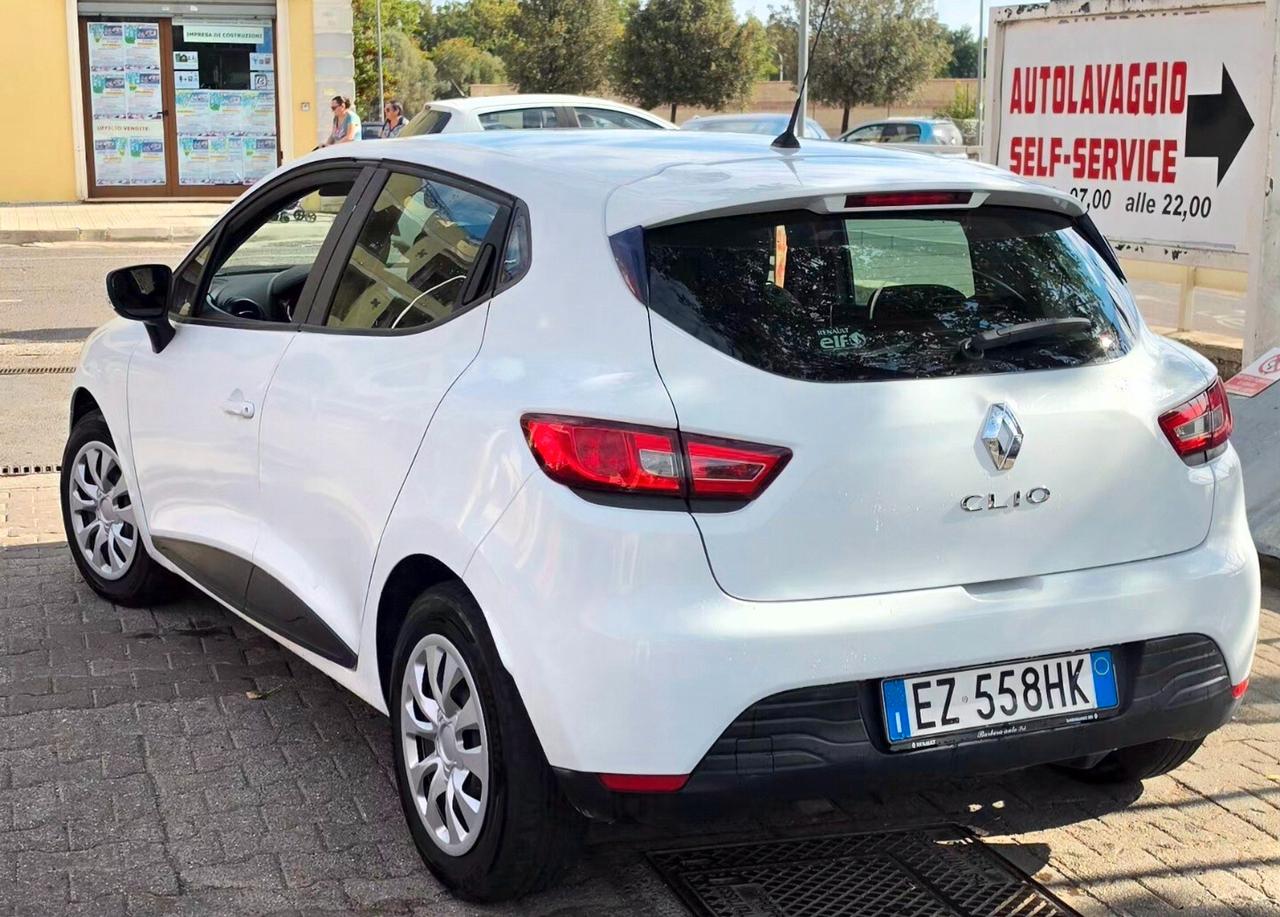 Renault Clio 1.5 dCi 8V 75CV 5 porte Autoscuola
