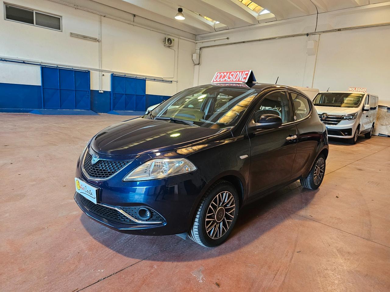 Lancia Ypsilon 1.2 69 CV 5 porte GPL Ecochic Gold NEOPATENTATI