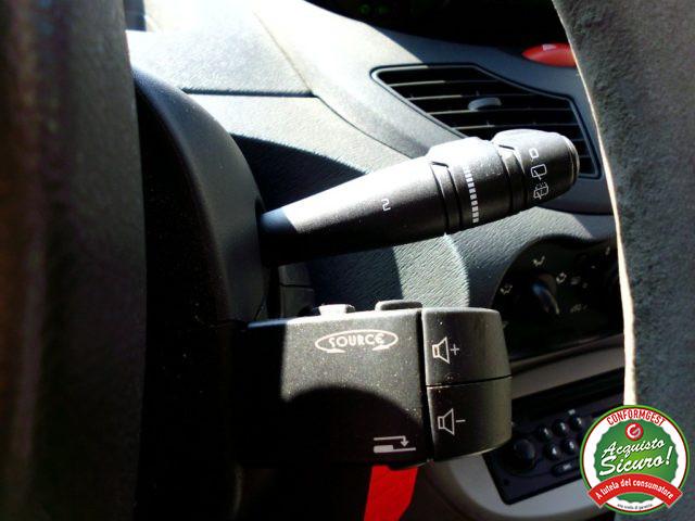 RENAULT Twingo 1.2 8V Sport & Sound