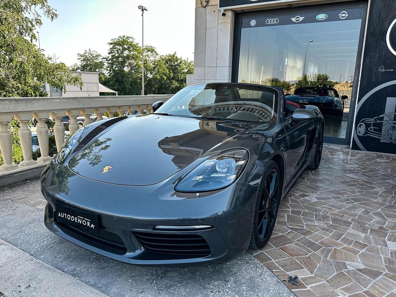 Porsche 718 Spyder 718 Boxster 2.0#CABRIO#AUTO#LED#XENO#NAVI