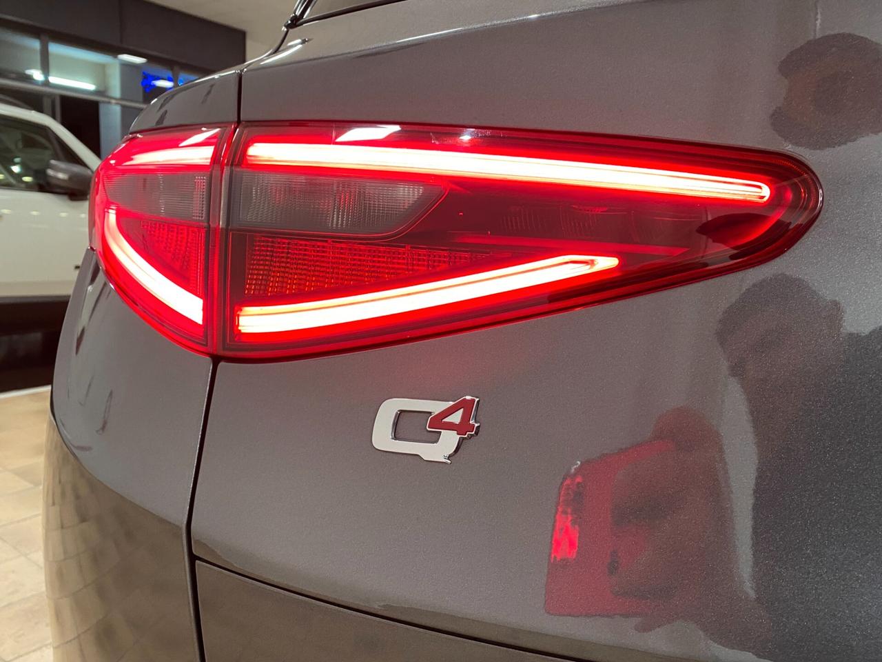 Alfa Romeo Stelvio 2.2 210 CV AT8 Q4 Veloce