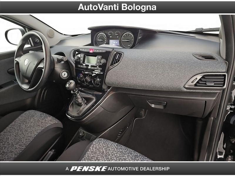 Lancia Ypsilon 1.2 69 CV 5 porte GPL Ecochic Silver