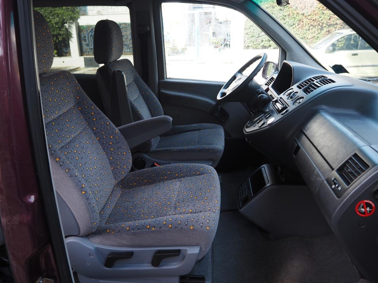 Mercedes-benz V 220 CDI •7 Posti•