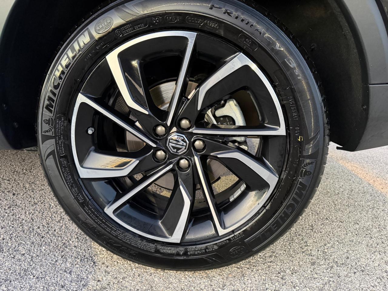 MG ZS 1.0T-GDI 111CV AUT LUXURY FULL LED MY24