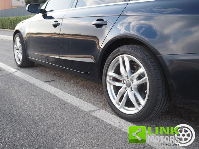 AUDI A4 3.0 V6 TDI quattro aut.*? 160,00 al mese*