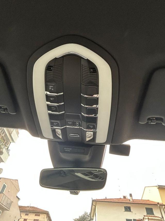 PORSCHE Macan MACAN 2.0 TURBO BENZINA 265CV