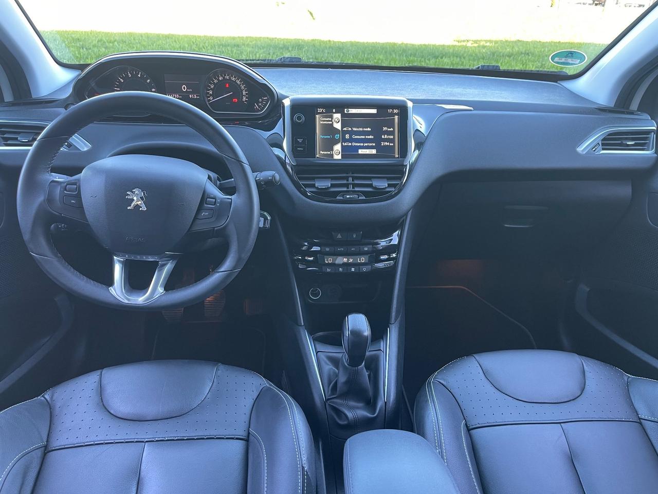 Peugeot 208 1.2 VTi 82 CV 5 porte Neopatentati