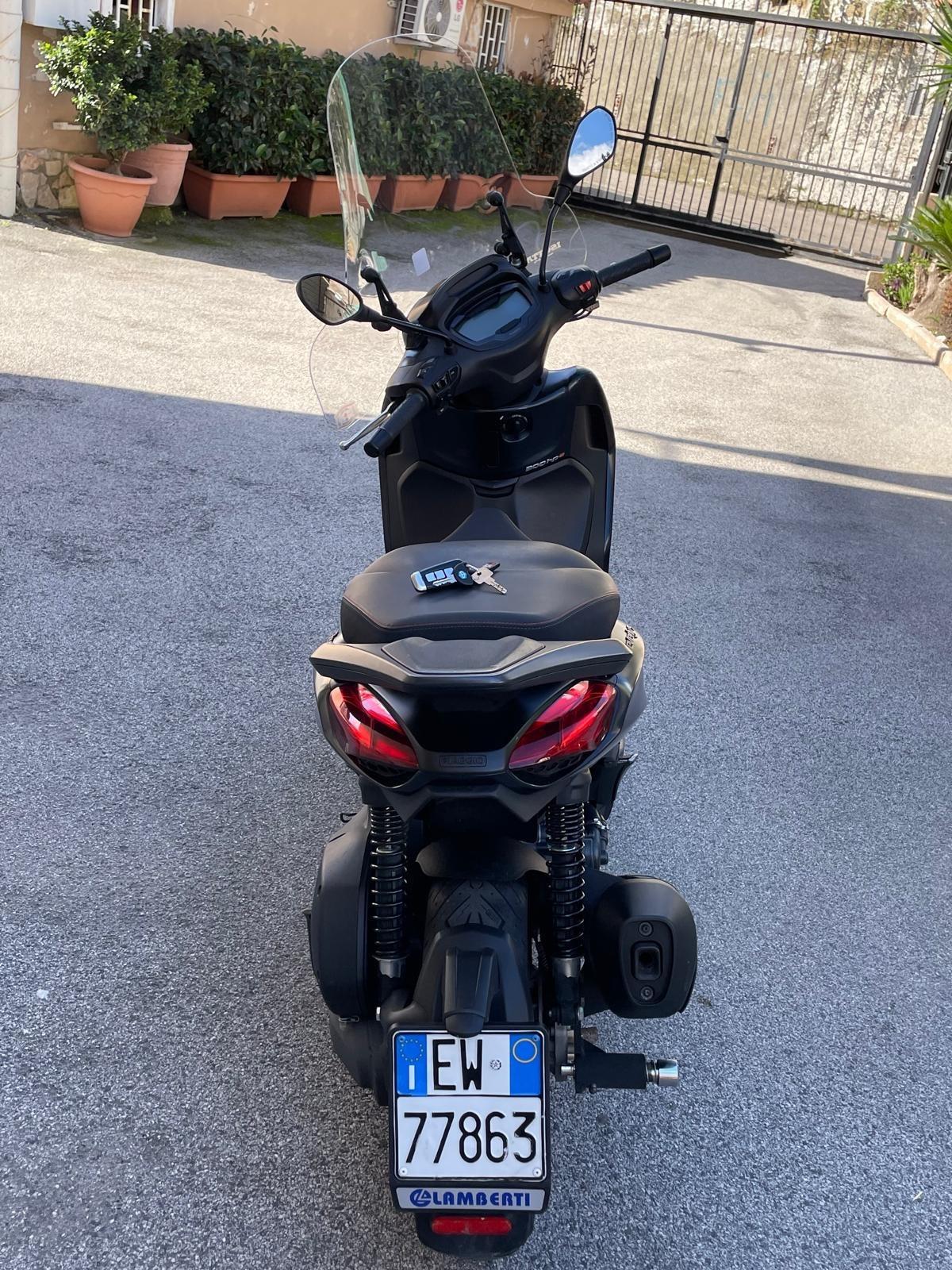 Piaggio Beverly 300 hpe s