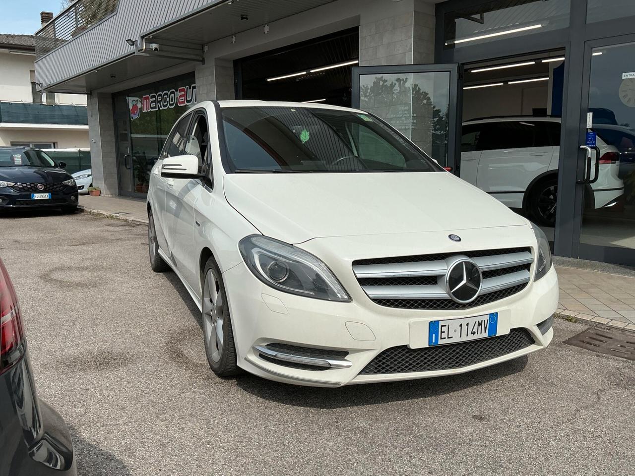 Mercedes-benz B 180 1.6 Benzina Automatica Neopatentati
