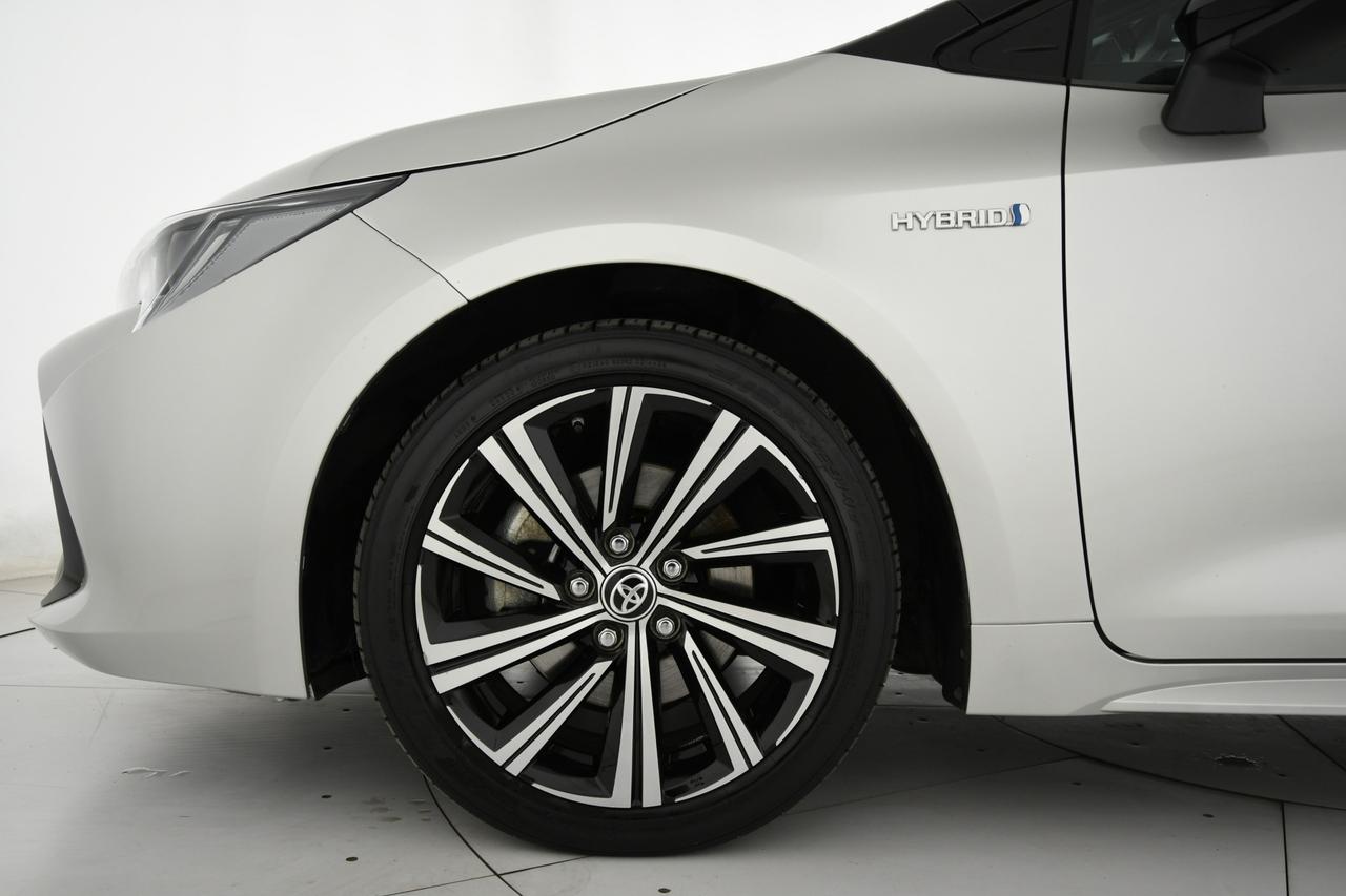 TOYOTA Corolla 2.0h Style cvt CAMERA+ACC+LED+C17"