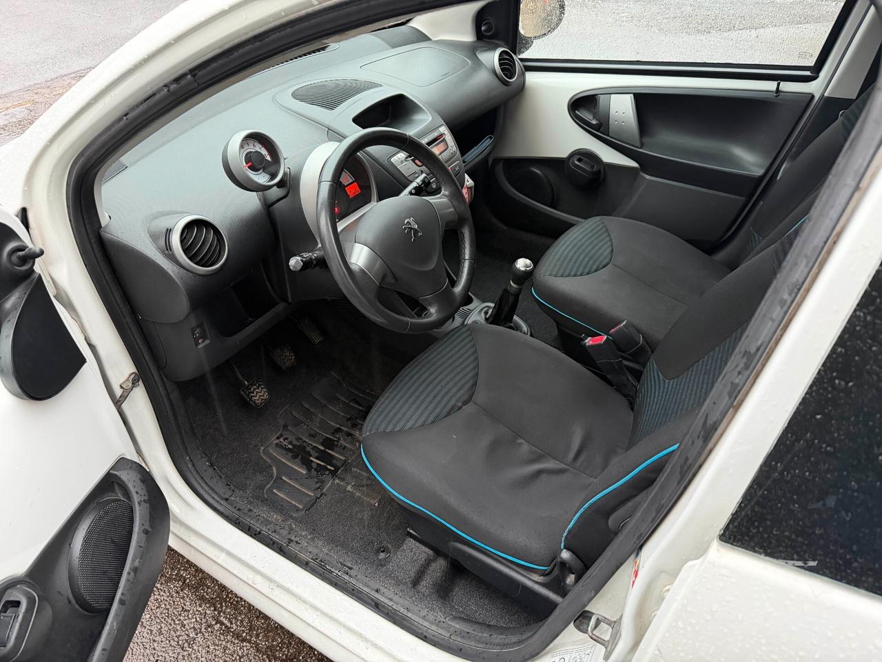 Peugeot 107 1.0 68CV 5p. Urban Move NEOPATENTATI