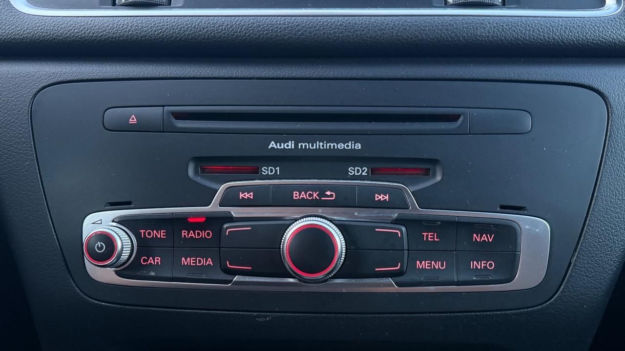 AUDI Q3 QUATTRO 2.0 BUSINESS PLUS S-TRONIC 177 CV - FULL LED