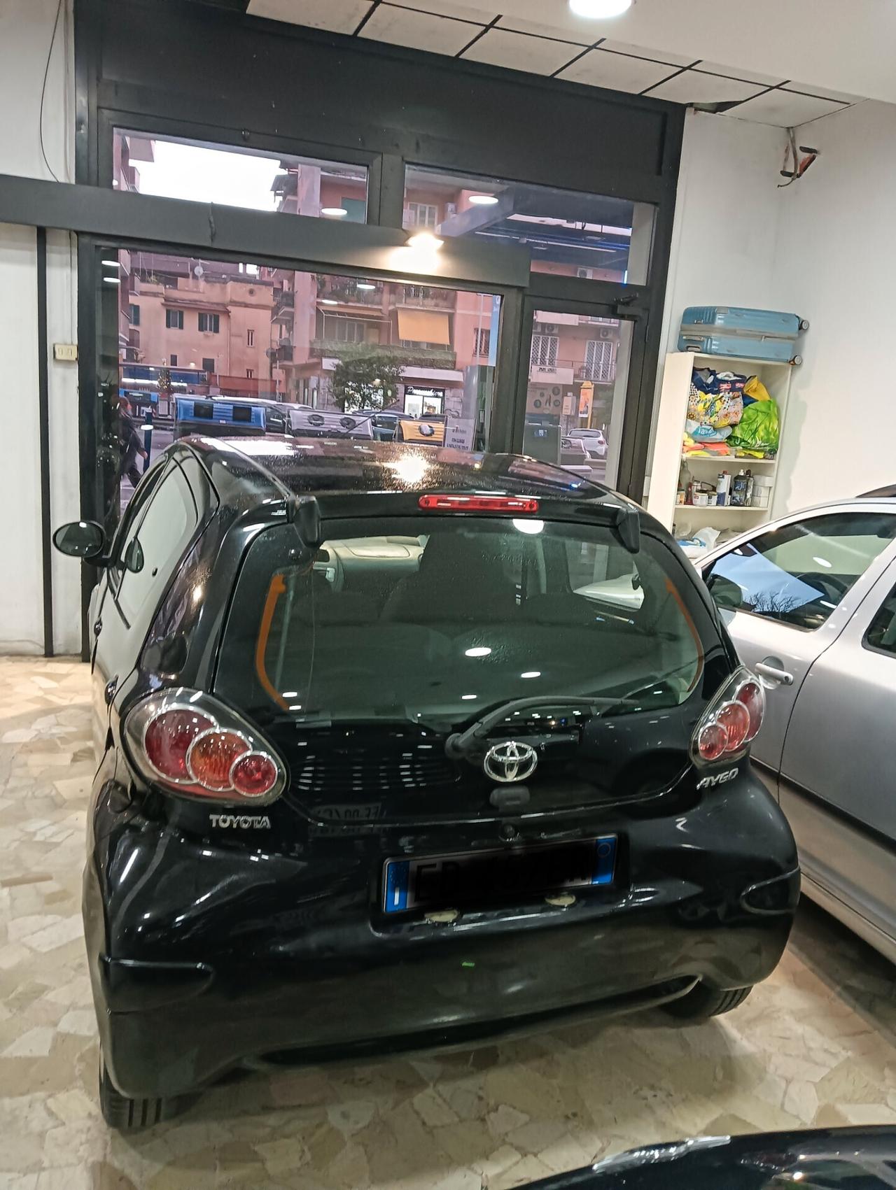 Toyota Aygo 1.0 12V 5 porte AUTOMATICA