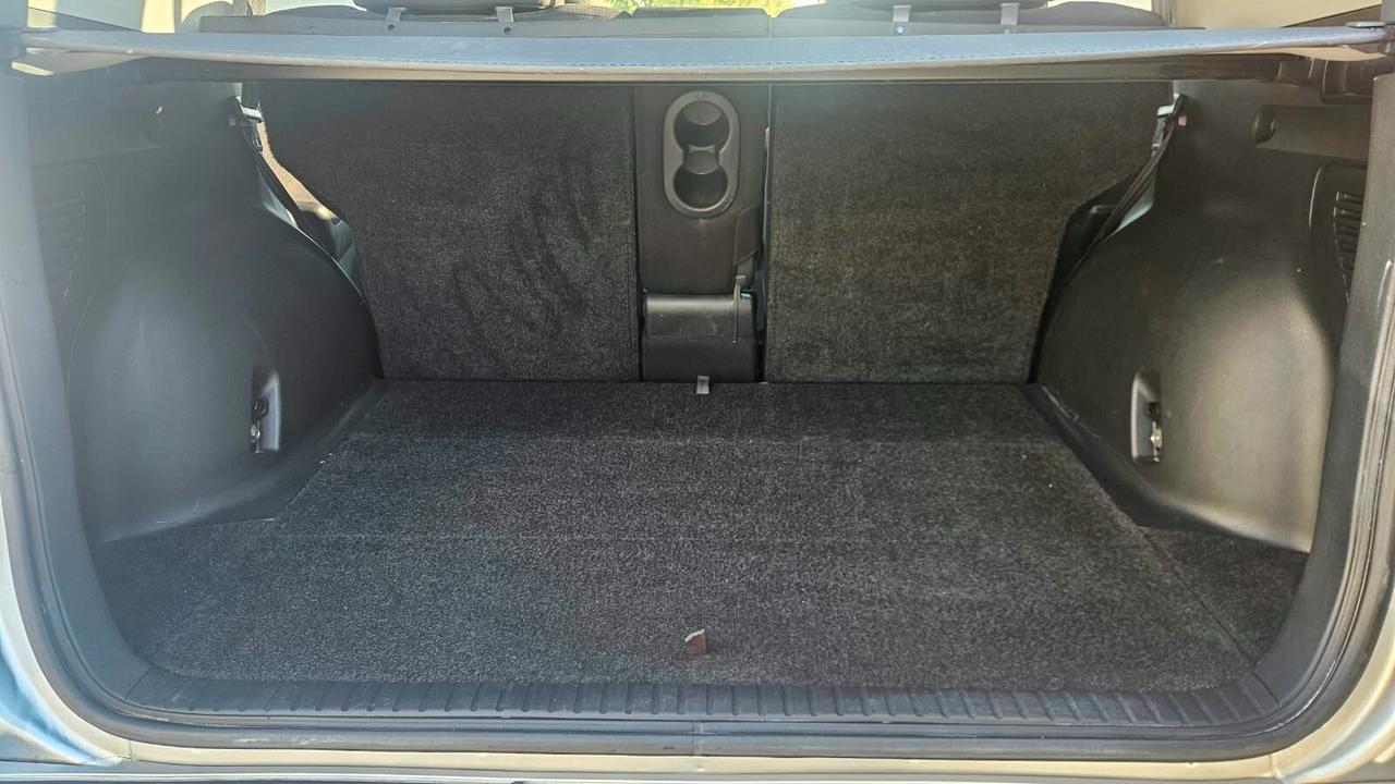 Toyota RAV4 2.2 D-4D 136 CV Luxury