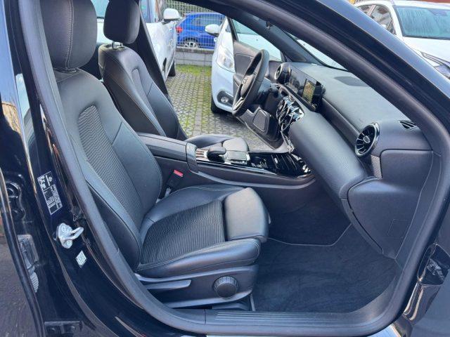 MERCEDES-BENZ A 180 D AUTOMATICA SPORT