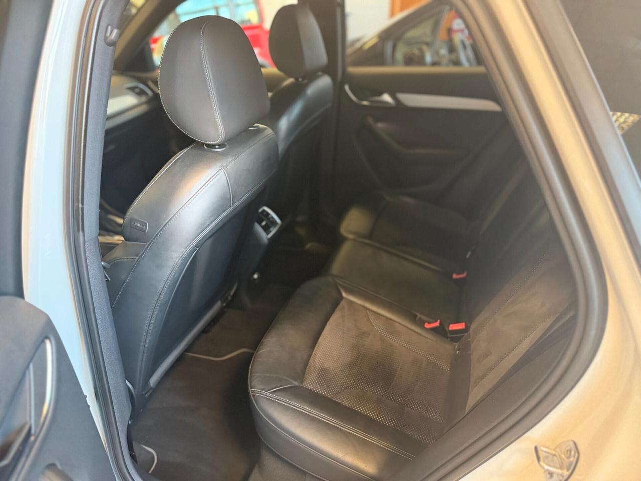 Audi Q3 2.0 TDI S Line Edition