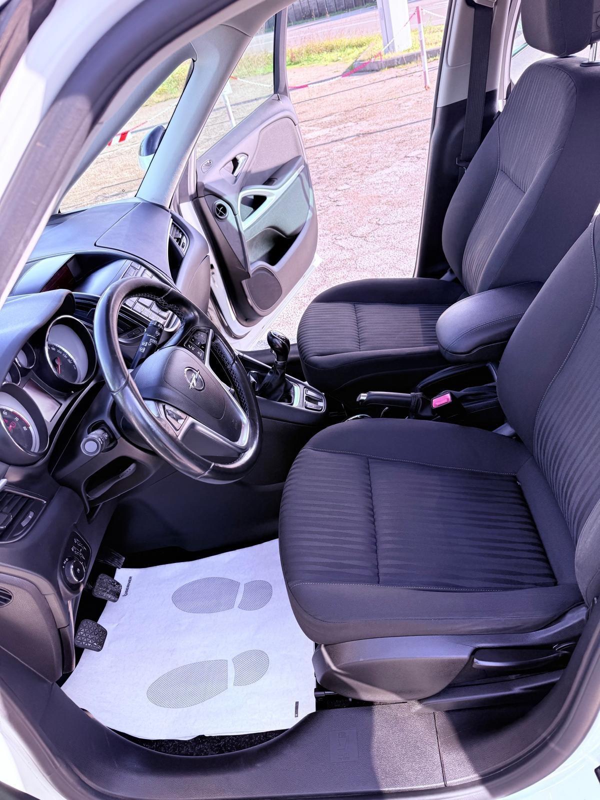 Opel Zafira Tourer 1.4 Turbo 140CV GPL Elective