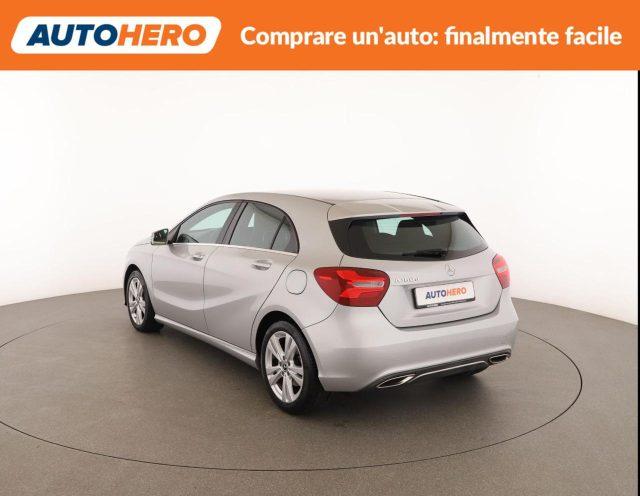 MERCEDES-BENZ A 180 d Sport