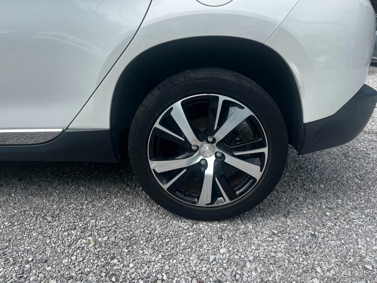 Peugeot 2008 PureTech Turbo 110 S&S Allure