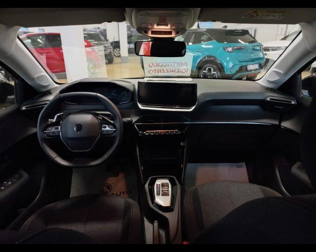 PEUGEOT 2008 1.2 hybrid Style 136cv e-dcs6