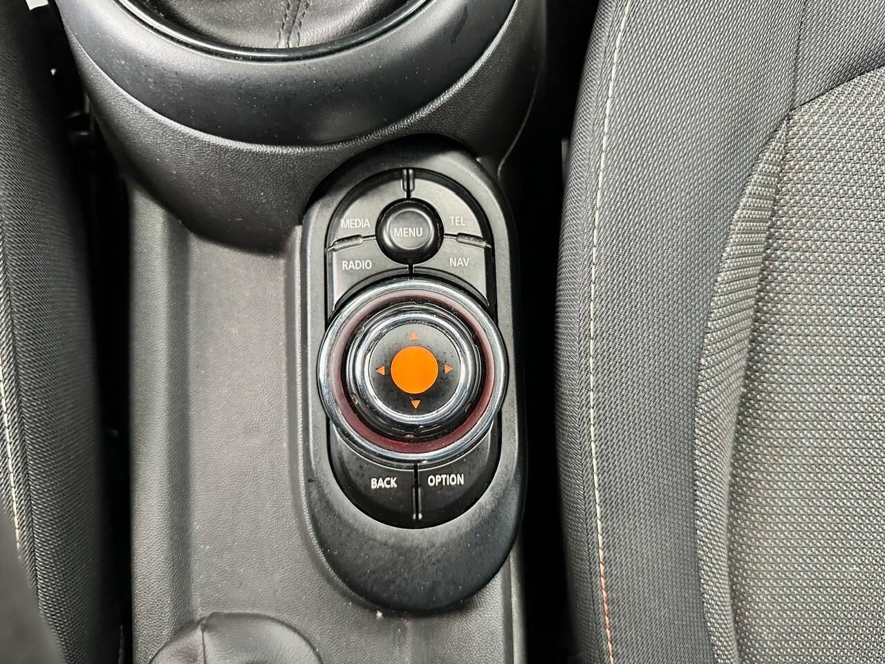 Mini One 1.5 d 95 CV OK NEO PATENTATI 2016