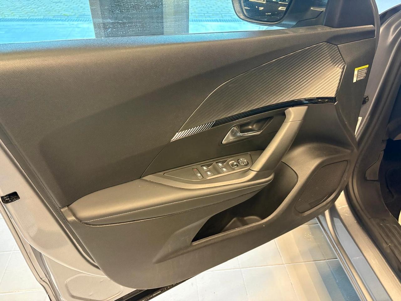 PEUGEOT 2008 2ª serie 2008 PureTech 130 S&S EA...