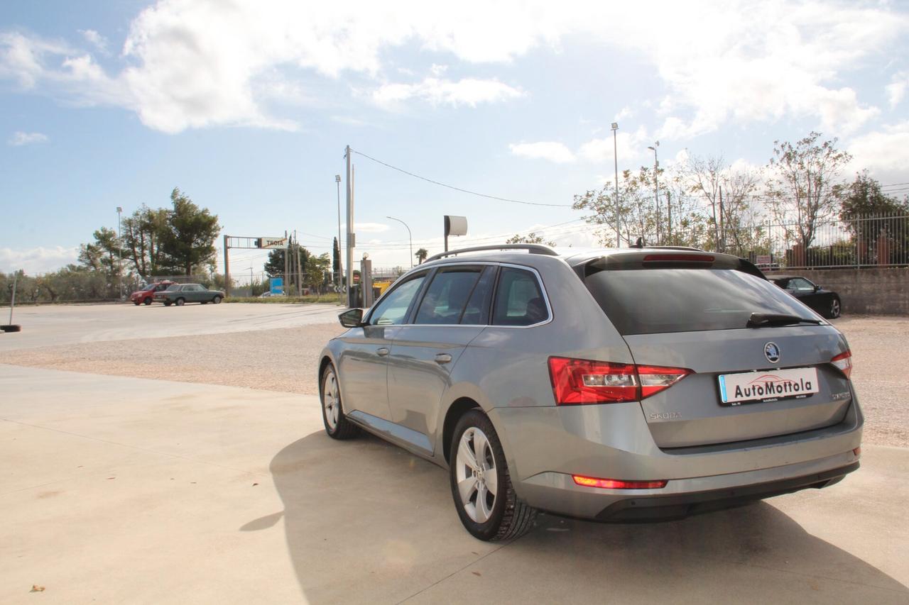 Skoda Superb 2.0 TDI DSG Wagon Executive (KW 110 - CV 150)