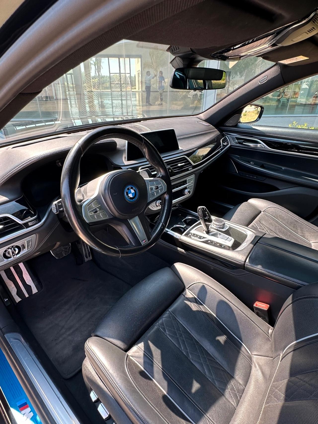 BMW 745 e Msport auto possibilità noleggio no scoring