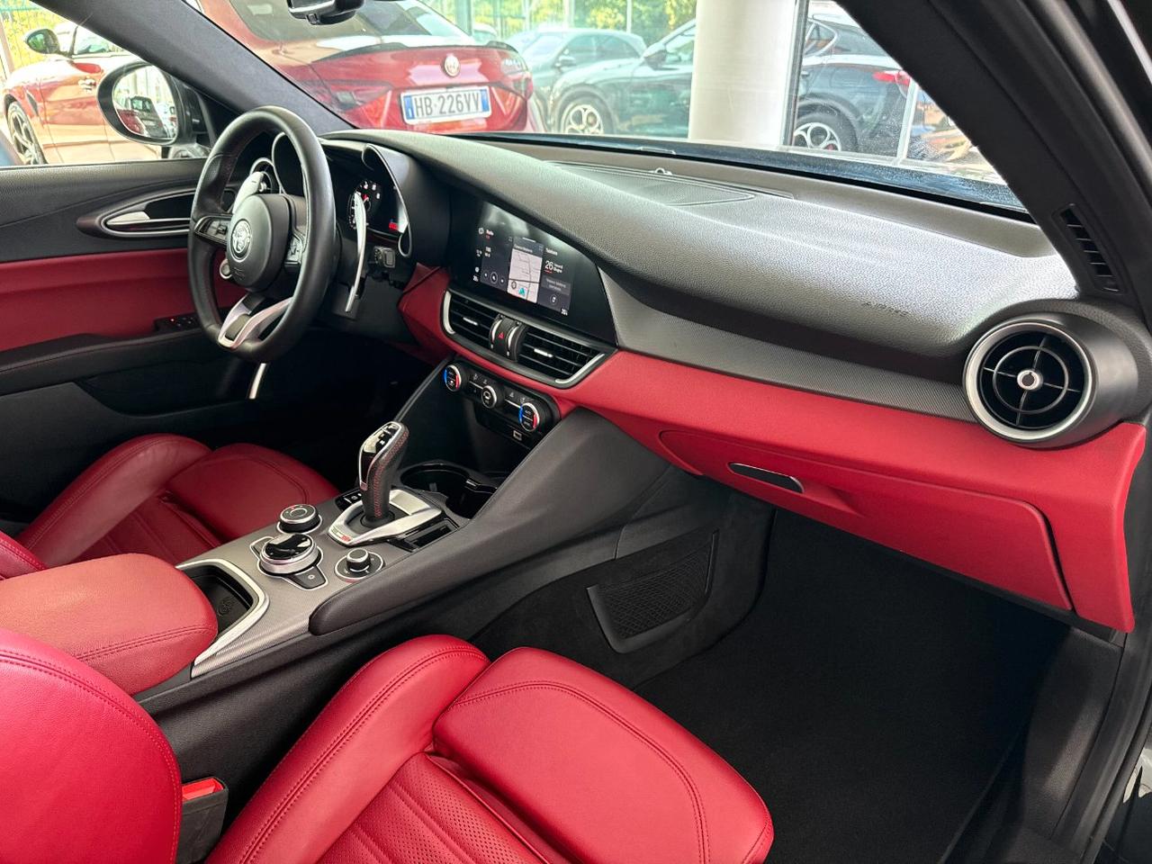 Alfa Romeo Giulia 2.0 t Veloce 280cv RWD AT8