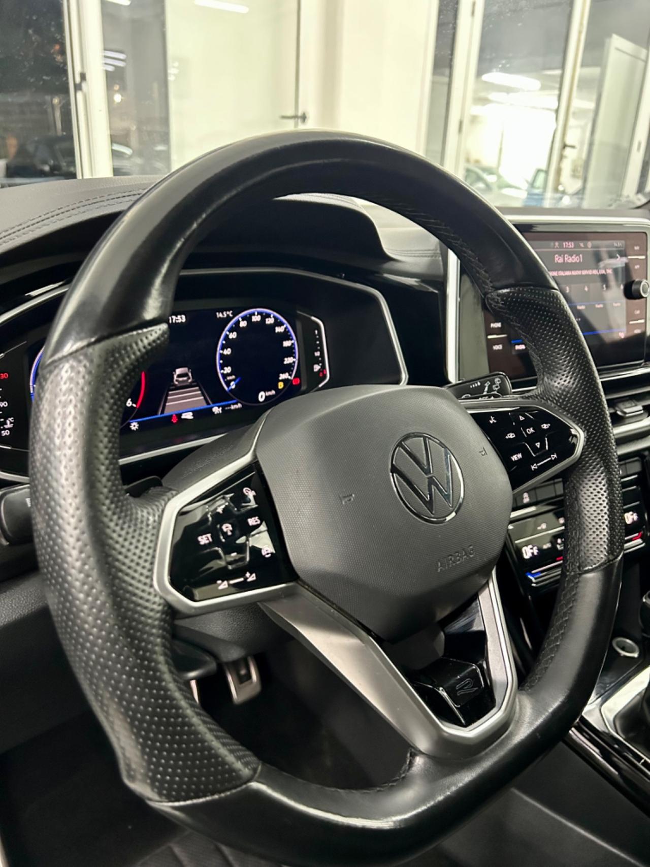 Vw T-Roc 2.0 TDI 150 CV DSG R-Line FINANZIABILE