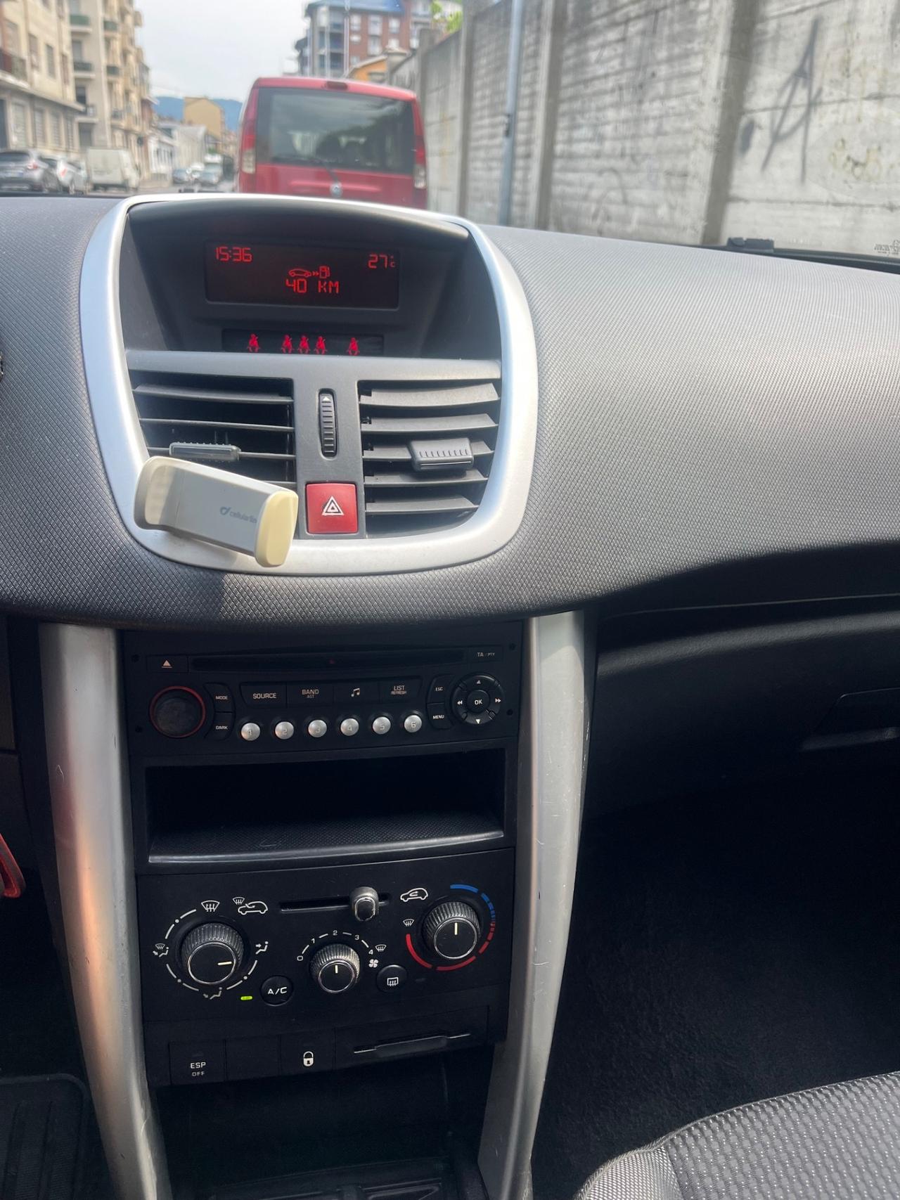 Peugeot 207 1.4 8V 75CV SW Active
