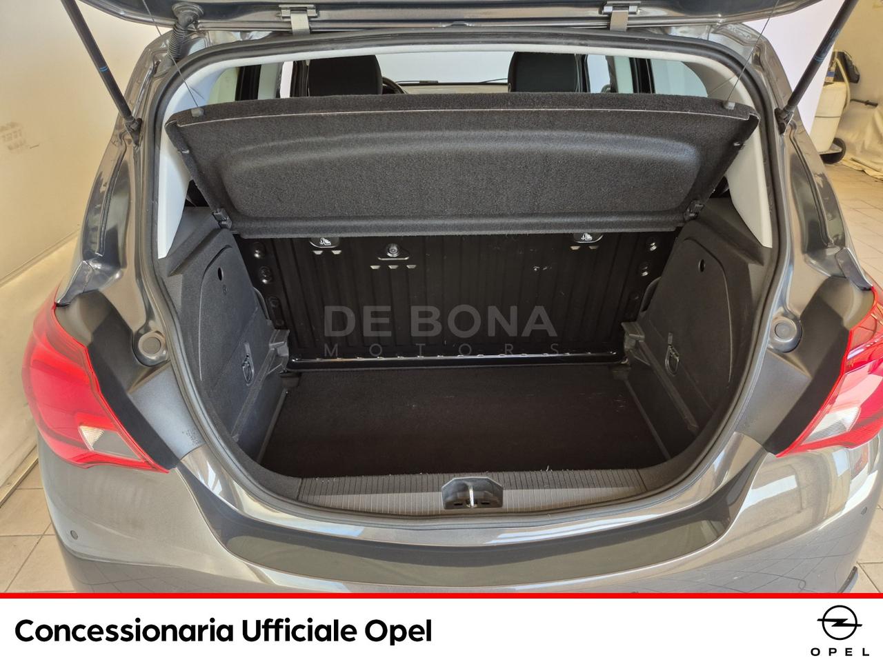 Opel Corsa 5p 1.2 b-color