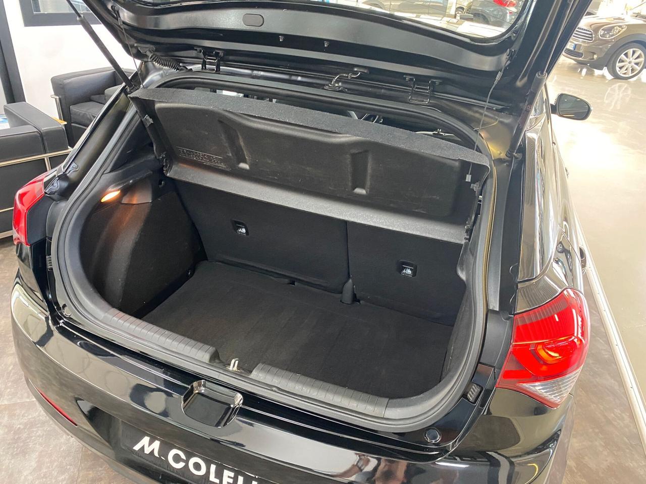Hyundai i20 1.1 CRDi 12V 5 porte Blackline 6Marce